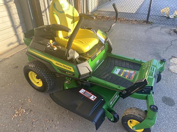 Image of John Deere Z320R Image 1