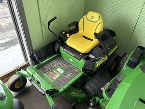 2025 John Deere Z320R Image