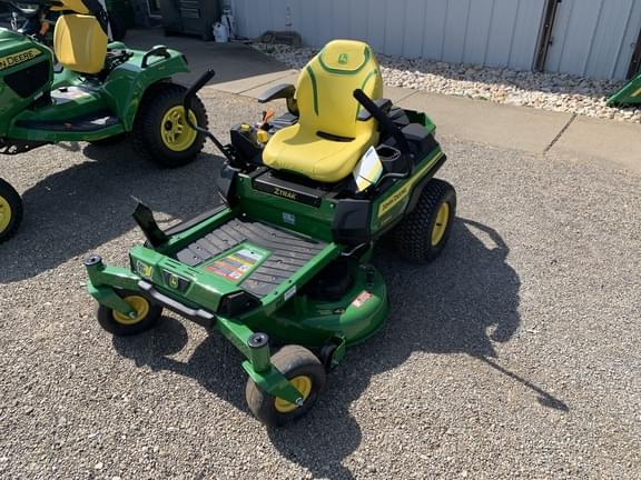 Image of John Deere Z320R equipment image 2