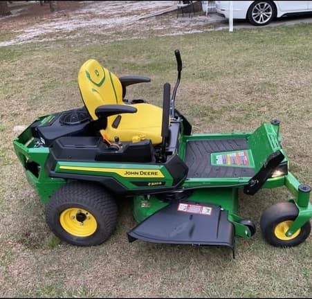 Image of John Deere Z320R Primary image