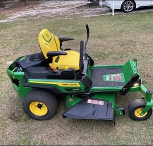 2025 John Deere Z320R Image