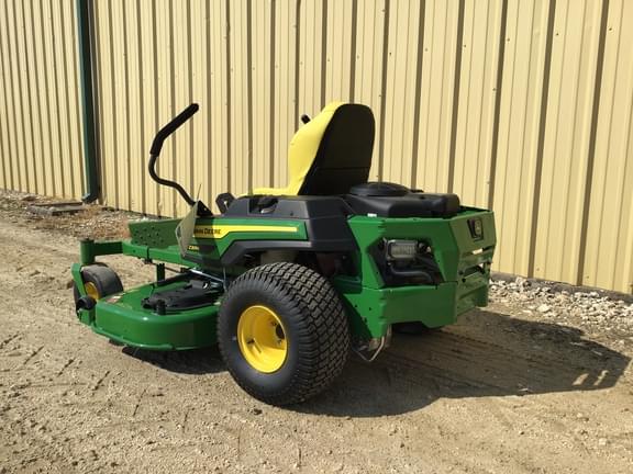 Image of John Deere Z325E equipment image 2