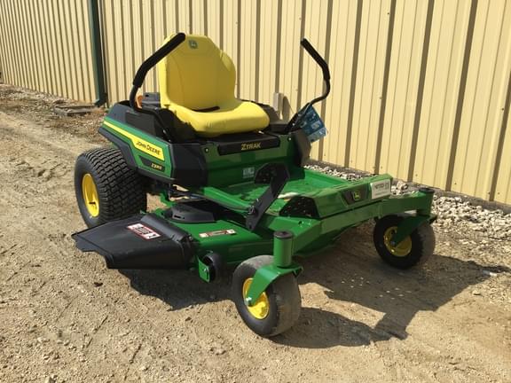 Image of John Deere Z325E equipment image 4