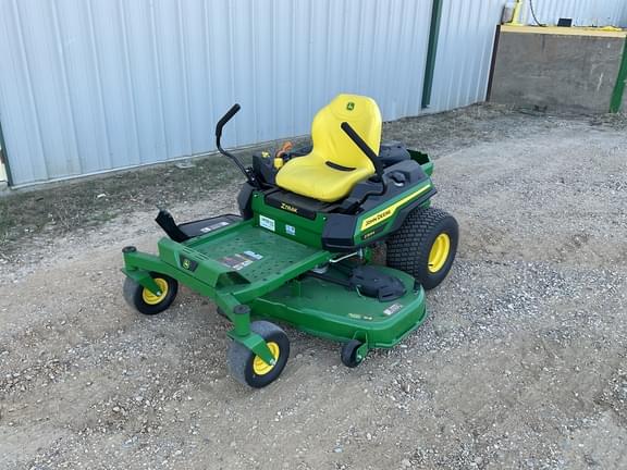 Image of John Deere Z325E equipment image 1