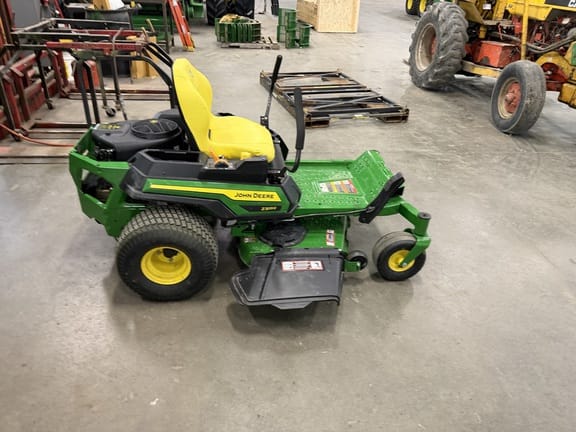 2025 John Deere Z325E Equipment Image0