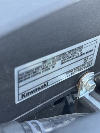 Image of John Deere Z330M equipment image 1