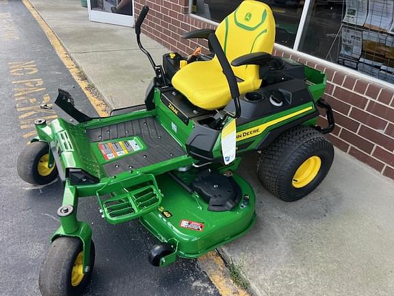 Image of John Deere Z330M equipment image 2
