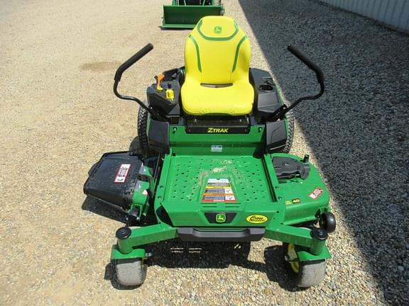 Image of John Deere Z330M equipment image 2