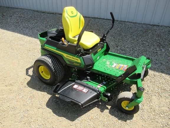 Image of John Deere Z330M Primary image