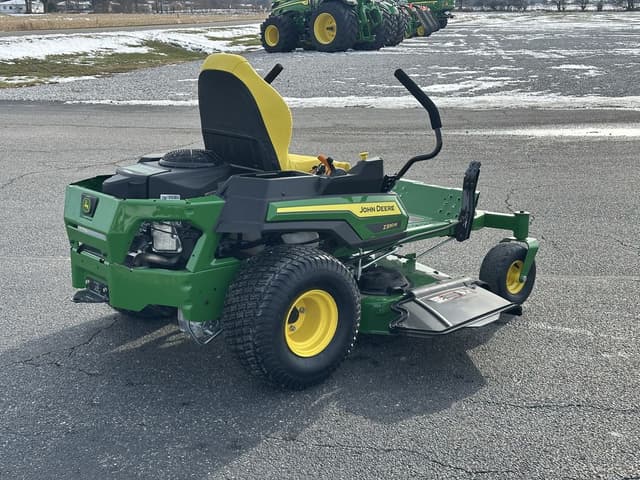 Image of John Deere Z330M equipment image 3