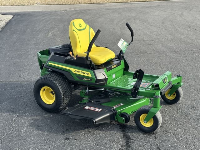 Image of John Deere Z330M equipment image 1