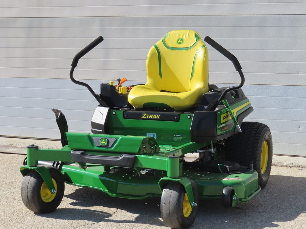 2025 John Deere Z330M Image