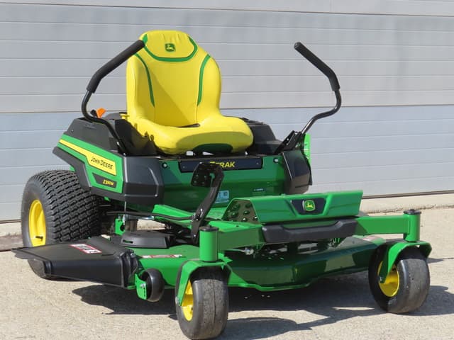 Image of John Deere Z330M equipment image 1