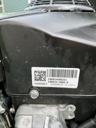 Image of John Deere Z330M equipment image 4