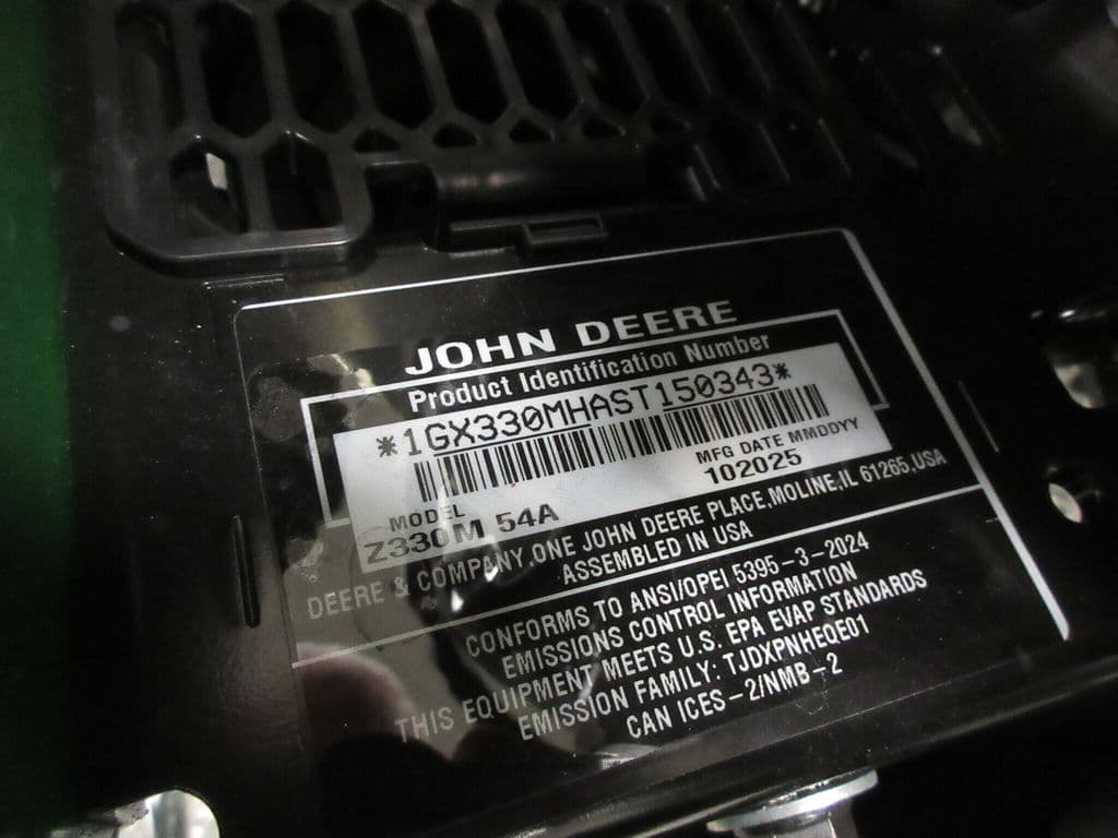 Image of John Deere Z330M Image 1