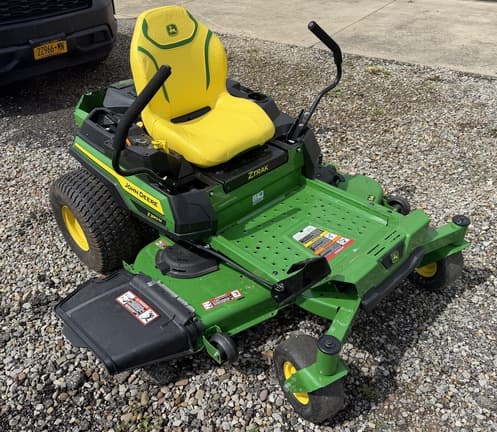 Image of John Deere Z330M Primary image