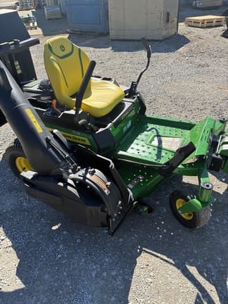 Image of John Deere Z330M Primary image
