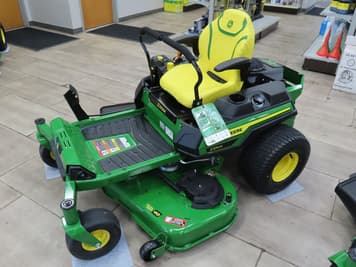 Main image John Deere Z330R