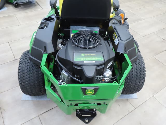 Image of John Deere Z330R equipment image 3