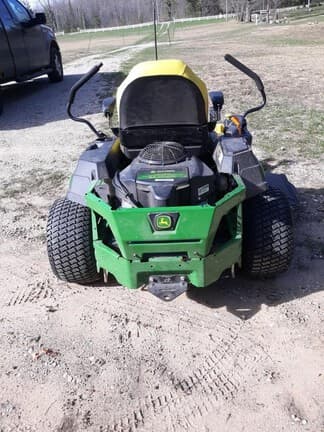 Image of John Deere Z330R equipment image 3