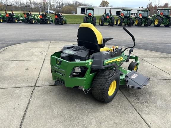 Image of John Deere Z330R equipment image 4
