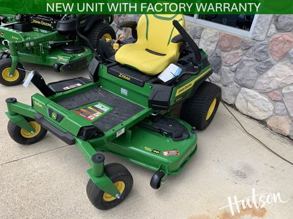 Image of John Deere Z330R equipment image 1