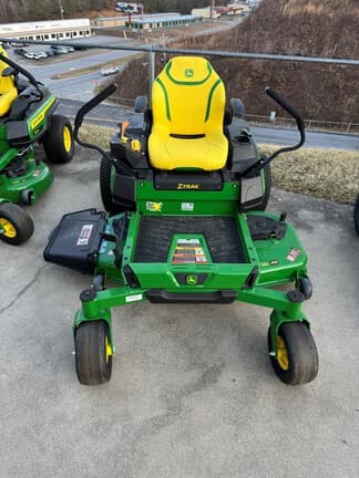 Image of John Deere Z330R Image 1