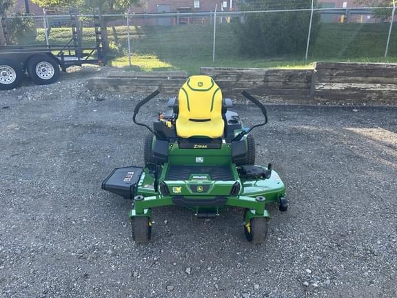 Image of John Deere Z330R equipment image 4