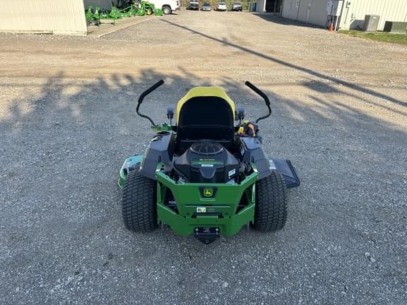 Image of John Deere Z330R equipment image 1