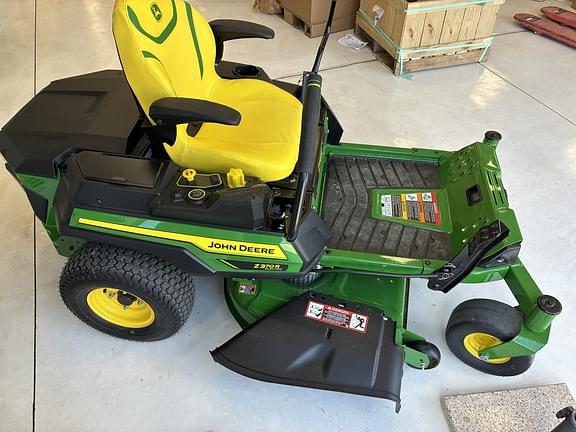 Image of John Deere Z370R equipment image 4