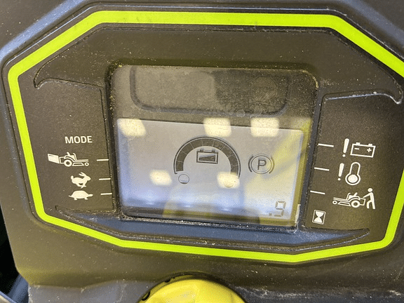 Image of John Deere Z370R equipment image 2