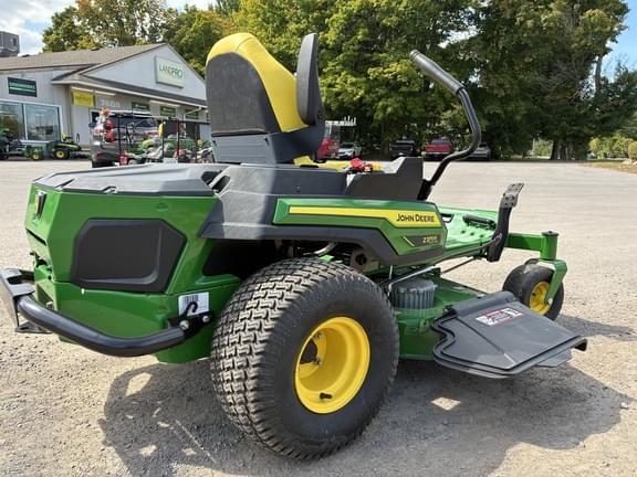 Image of John Deere Z370R equipment image 4