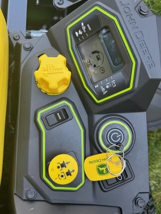 Image of John Deere Z380R equipment image 4