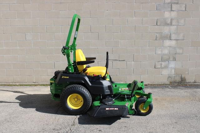 Image of John Deere Z515E equipment image 1