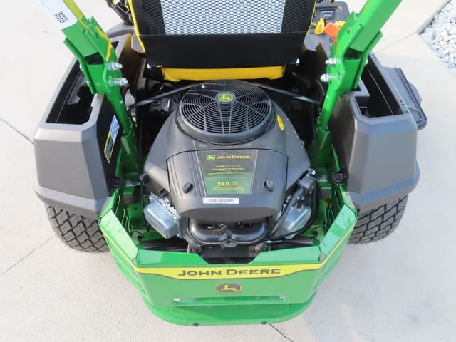 Image of John Deere Z515E equipment image 4