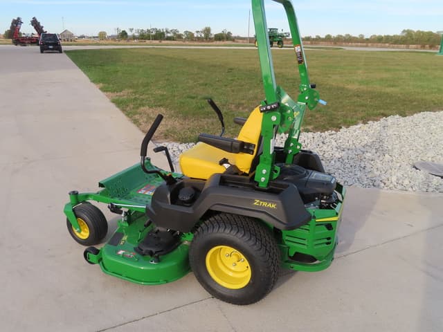 Image of John Deere Z515E equipment image 2