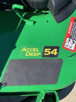 Image of John Deere Z515E equipment image 1