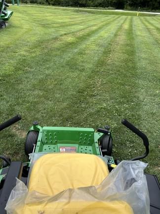 Image of John Deere Z515E equipment image 4
