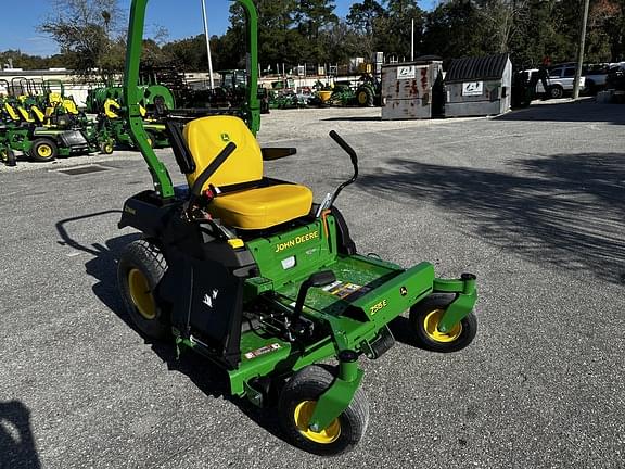 Image of John Deere Z515E equipment image 2