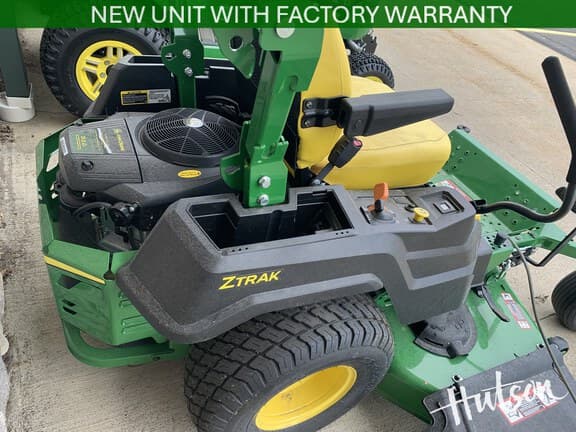 Image of John Deere Z515E equipment image 1
