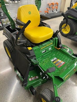 2025 John Deere Z515E Equipment Image0