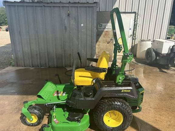 Image of John Deere Z515E Image 1