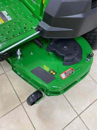 Image of John Deere Z515E equipment image 4