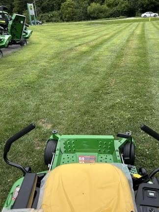 Image of John Deere Z515E equipment image 4