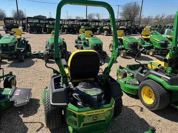 Image of John Deere Z530M equipment image 4