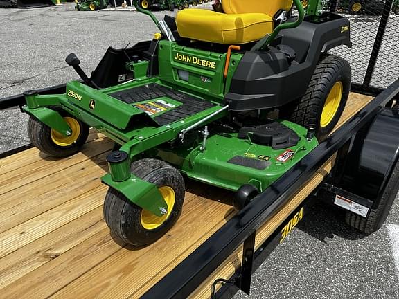 Image of John Deere Z530M equipment image 1