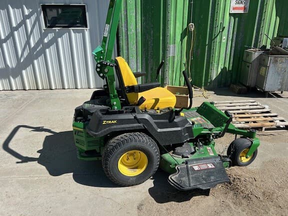 Image of John Deere Z530M equipment image 1