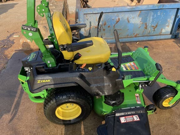 Image of John Deere Z530M equipment image 3