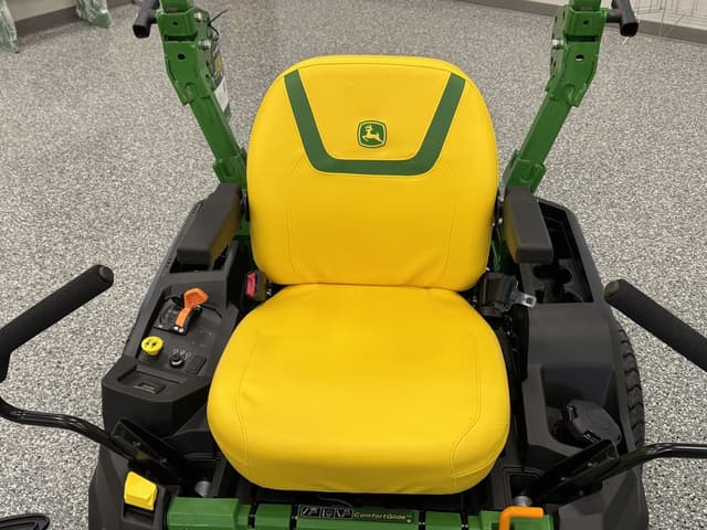 Image of John Deere Z530M equipment image 4