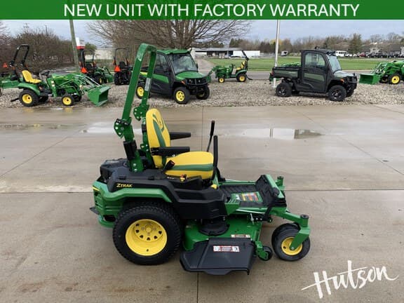 Image of John Deere Z545R equipment image 4